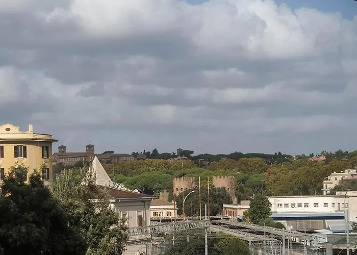 Tra Piramide E Garbatella - Urbe Romana Apartamento